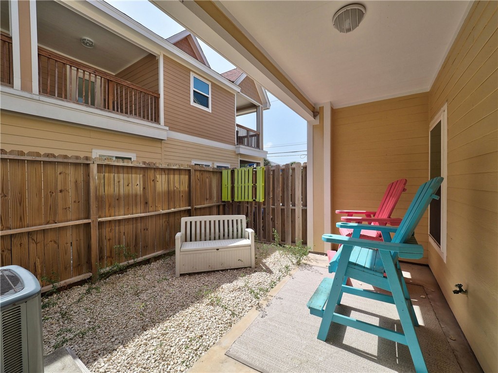 1813 S 11th Street 202 Port Aransas TX 78373