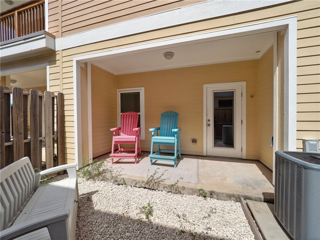 1813 S 11th Street 202 Port Aransas TX 78373