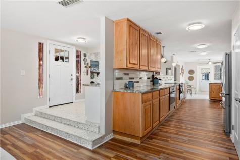1518 Kenwood Drive Aransas Pass TX 78336