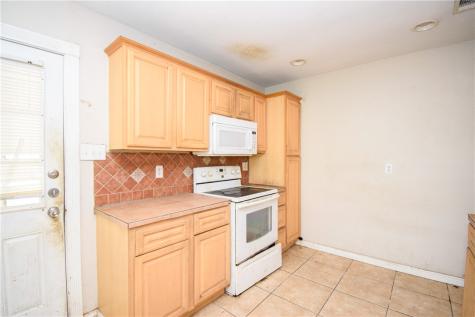 728 S Fuqua Street Rockport TX 78382