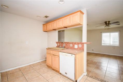 728 S Fuqua Street Rockport TX 78382