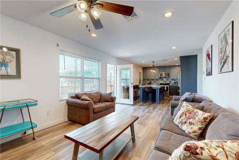 370, 374 Copano Ridge Road Rockport TX 78382