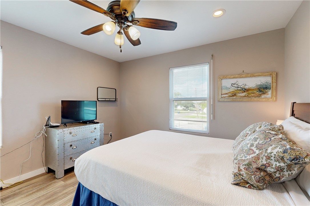 370, 374 Copano Ridge Road Rockport TX 78382