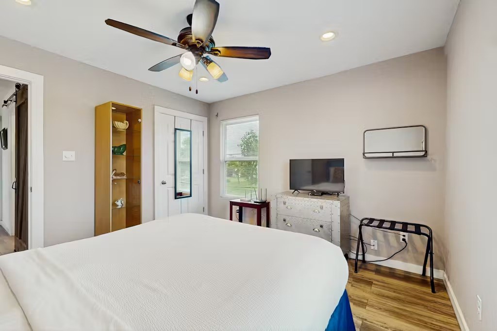 370, 374 Copano Ridge Road Rockport TX 78382