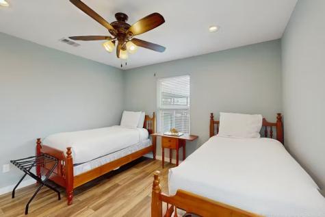 370, 374 Copano Ridge Road Rockport TX 78382