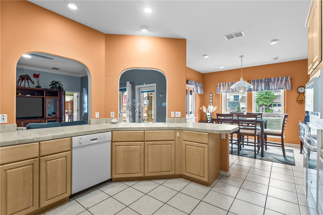 15210 Isla Pinta Court Corpus Christi TX 78418