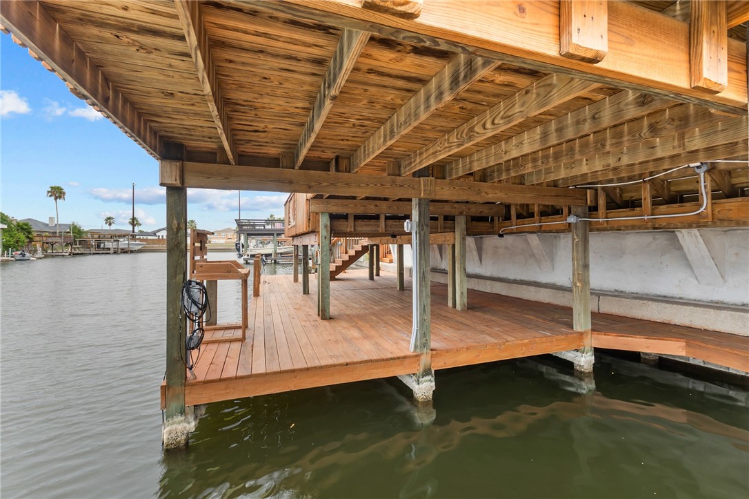 15210 Isla Pinta Court Corpus Christi TX 78418