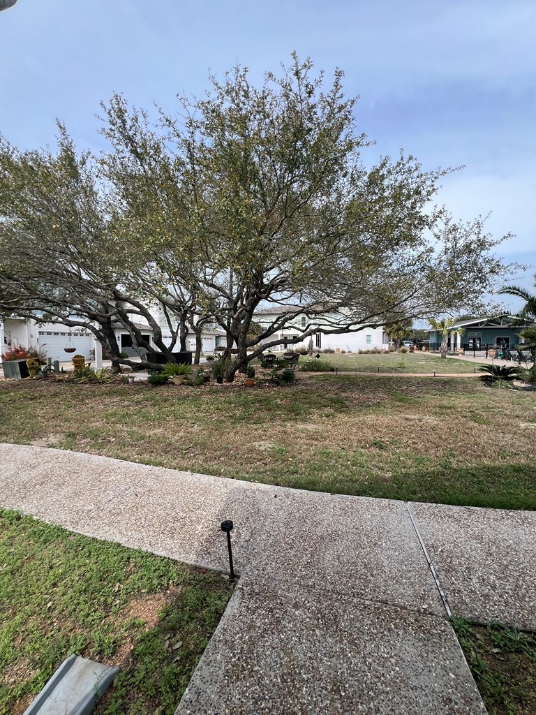 140 Lavaca Rockport TX 78382