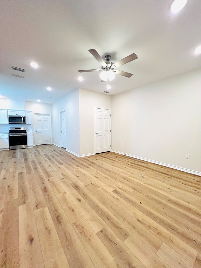 140 Lavaca Rockport TX 78382