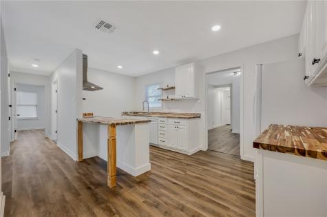 1041 Whitaker Drive Corpus Christi TX 78412