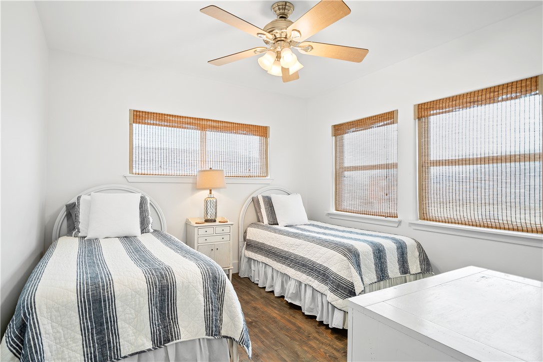 652 Anchor Drive Port Aransas TX 78373