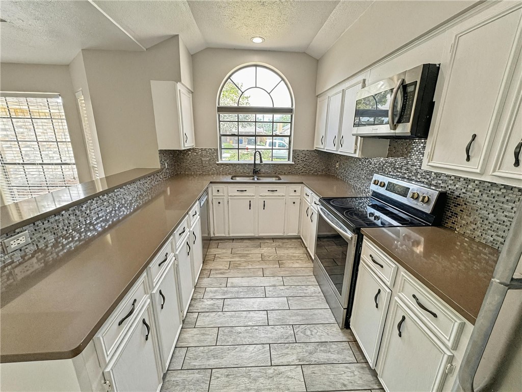 4438 Silver Hollow Drive Corpus Christi TX 78413