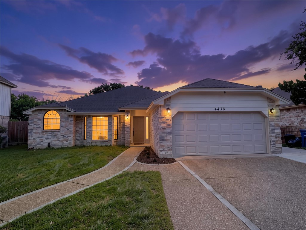 4438 Silver Hollow Drive Corpus Christi TX 78413