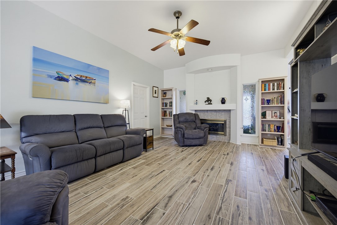 7005 Bodega Bay Drive Corpus Christi TX 78414