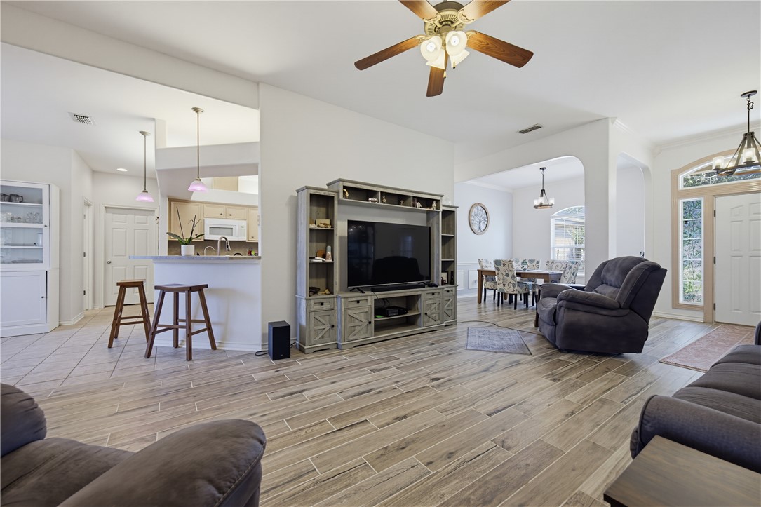 7005 Bodega Bay Drive Corpus Christi TX 78414