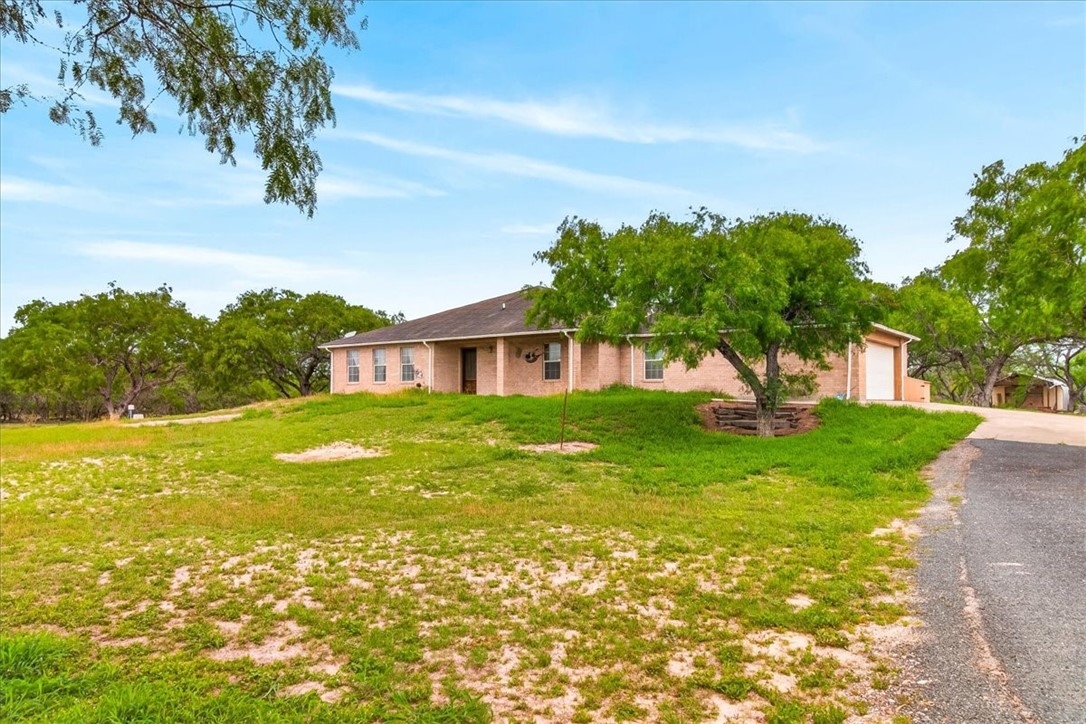 13934 County Road 1144 Sinton TX 78387