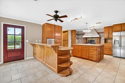 13934 County Road 1144 Sinton TX 78387