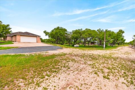 13934 County Road 1144 Sinton TX 78387