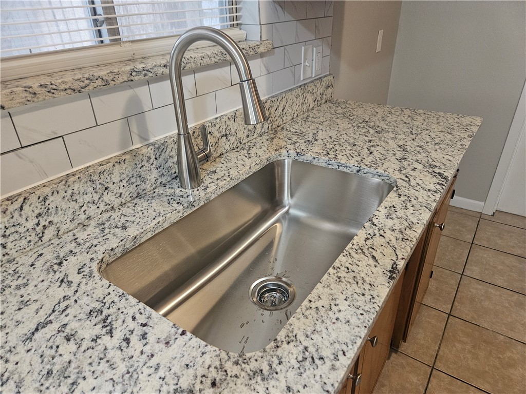 4010 Tripoli Drive Corpus Christi TX 78411