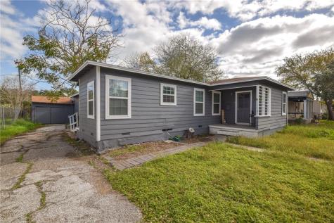 3238 Topeka Street Corpus Christi TX 78404