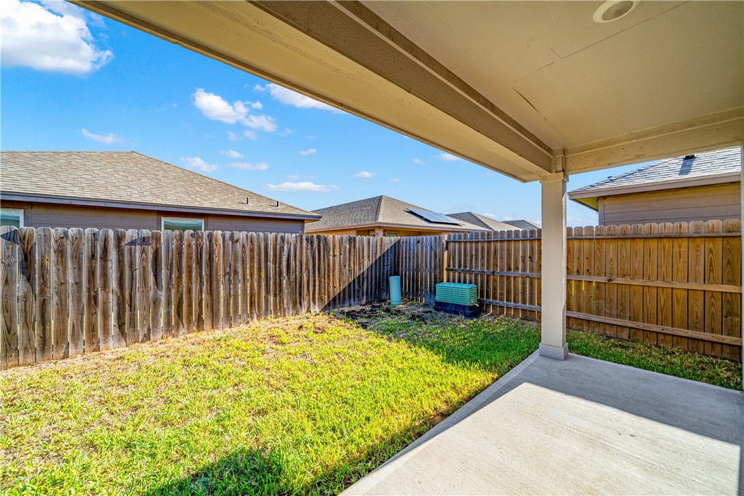 7634 Shadow Rider Lane Corpus Christi TX 78414
