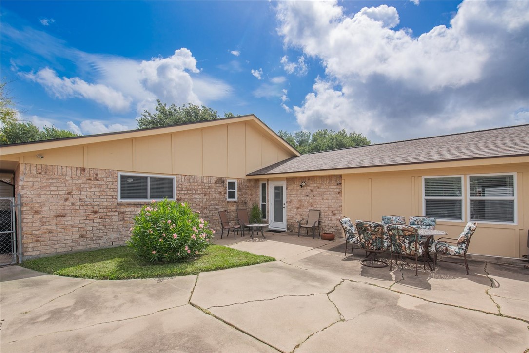 4957 Shadowbend Drive Corpus Christi TX 78413