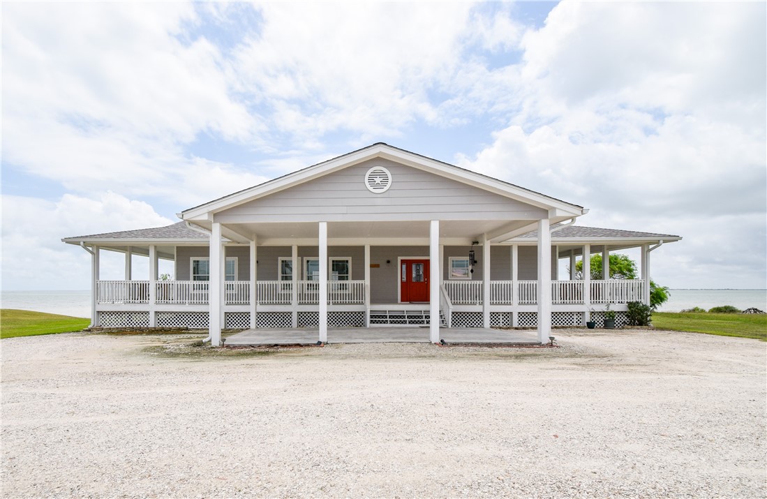 2006 First Street Bayside TX 78340