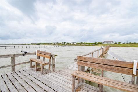 2006 First Street Bayside TX 78340