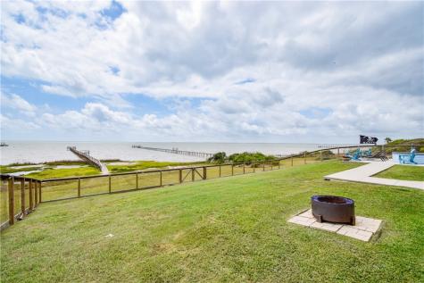 2006 First Street Bayside TX 78340