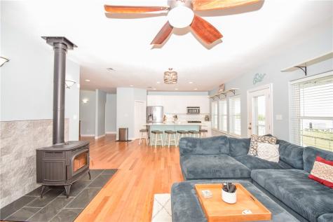 2006 First Street Bayside TX 78340