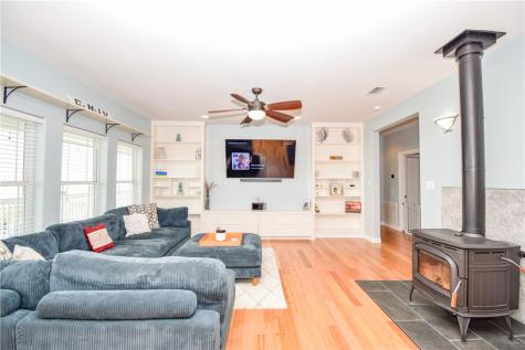 2006 First Street Bayside TX 78340