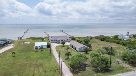 2006 First Street Bayside TX 78340