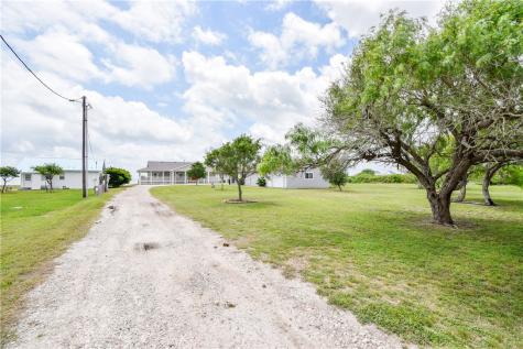 2006 First Street Bayside TX 78340