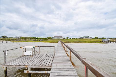 2006 First Street Bayside TX 78340