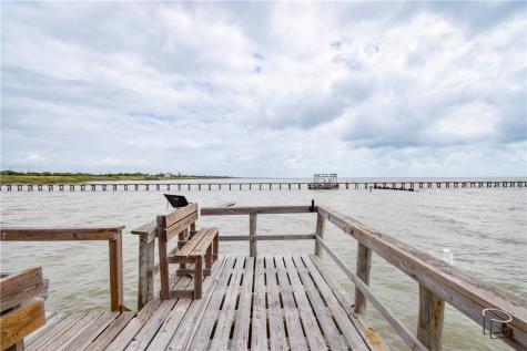 2006 First Street Bayside TX 78340