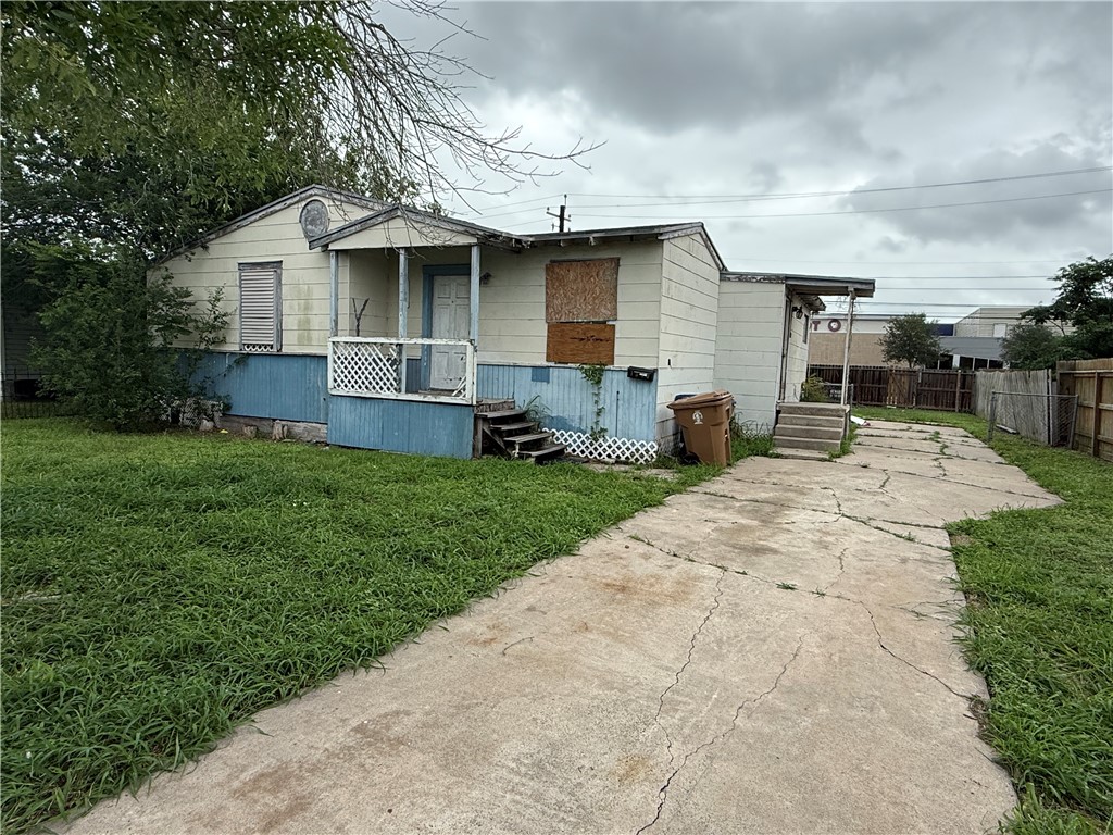 1350 Daytona Drive Corpus Christi TX 78415
