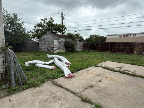 1350 Daytona Drive Corpus Christi TX 78415
