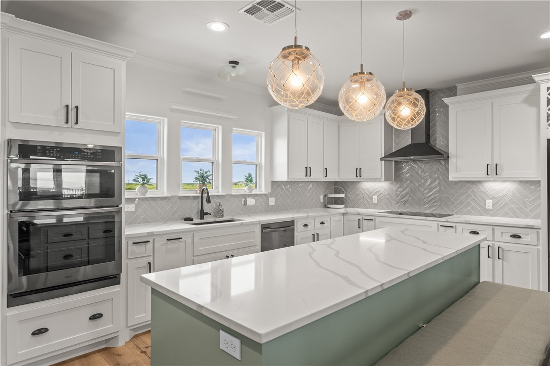 135 Sunrise Drive Rockport TX 78382
