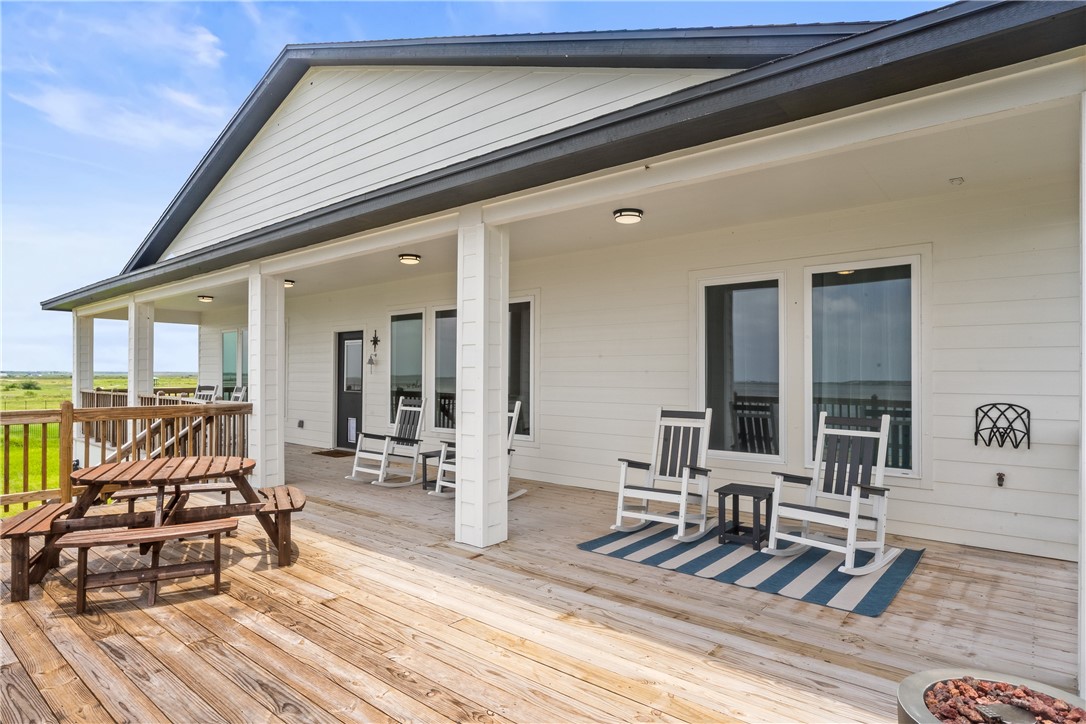 135 Sunrise Drive Rockport TX 78382