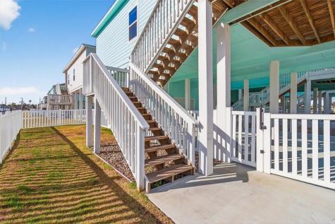 104 Red Sea Rockport TX 78382