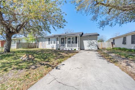 309 Reynolds Avenue Taft TX 78390