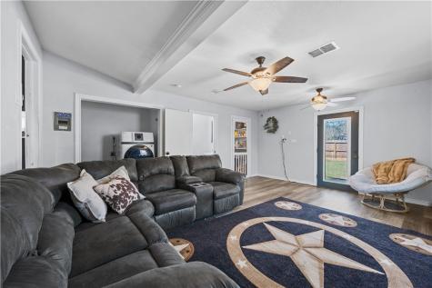 309 Reynolds Avenue Taft TX 78390