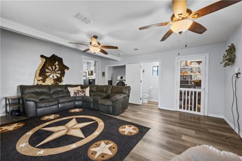 309 Reynolds Avenue Taft TX 78390