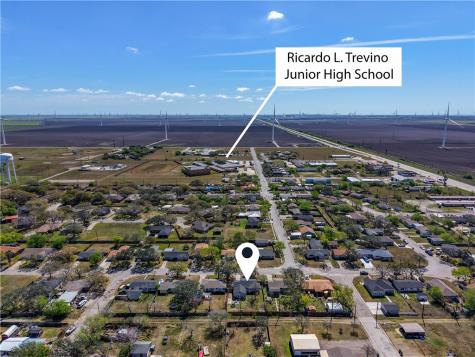 309 Reynolds Avenue Taft TX 78390