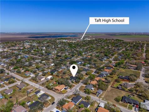 309 Reynolds Avenue Taft TX 78390