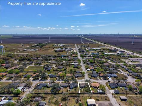 309 Reynolds Avenue Taft TX 78390