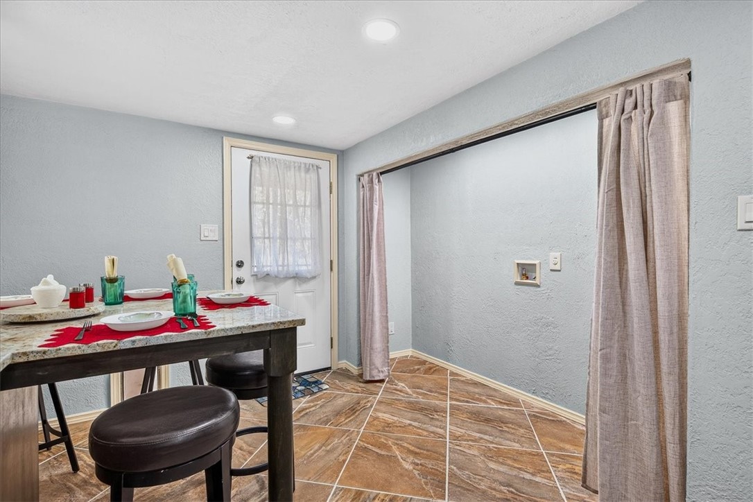 338 & 342 Mirror Court Corpus Christi TX 78418