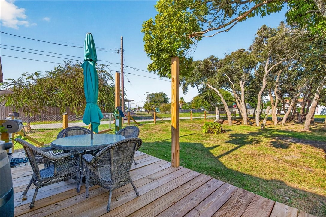 338 & 342 Mirror Court Corpus Christi TX 78418
