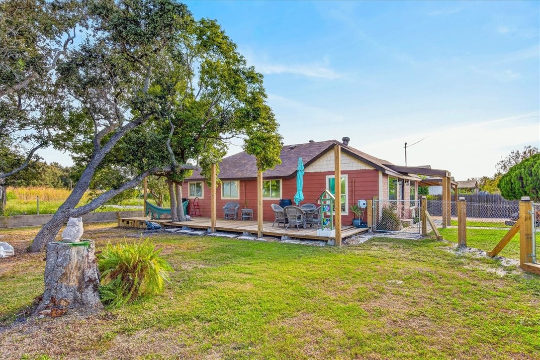 338 & 342 Mirror Court Corpus Christi TX 78418