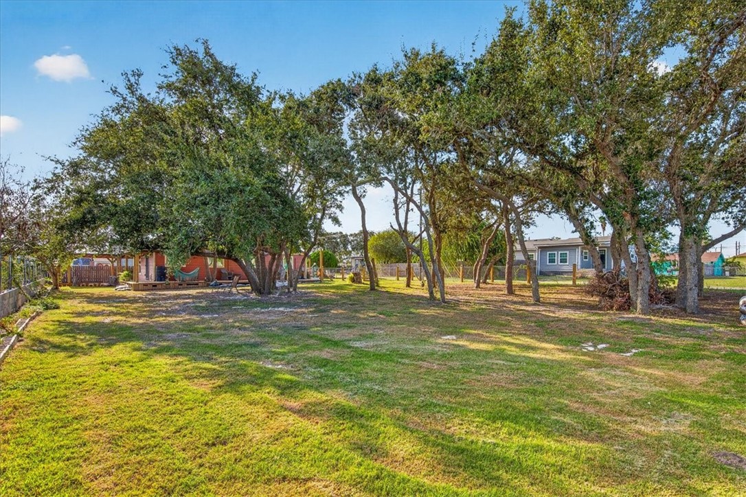 338 & 342 Mirror Court Corpus Christi TX 78418